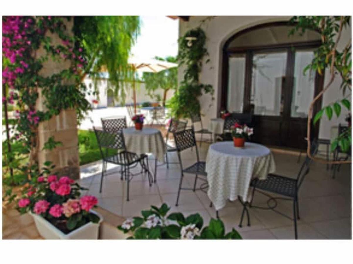 Room In Bb - Stunning Quadruple Room In Ancient Masseria Near The Sea In A Quiet Olive Trees Ostuni Exterior photo